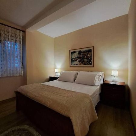 Quiet, Cozy, Luminous Apartment Tirana Exterior foto