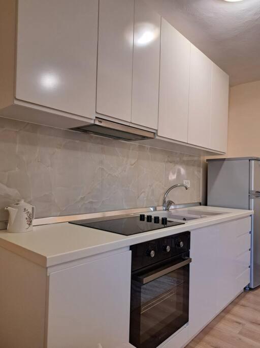 Quiet, Cozy, Luminous Apartment Tirana Exterior foto